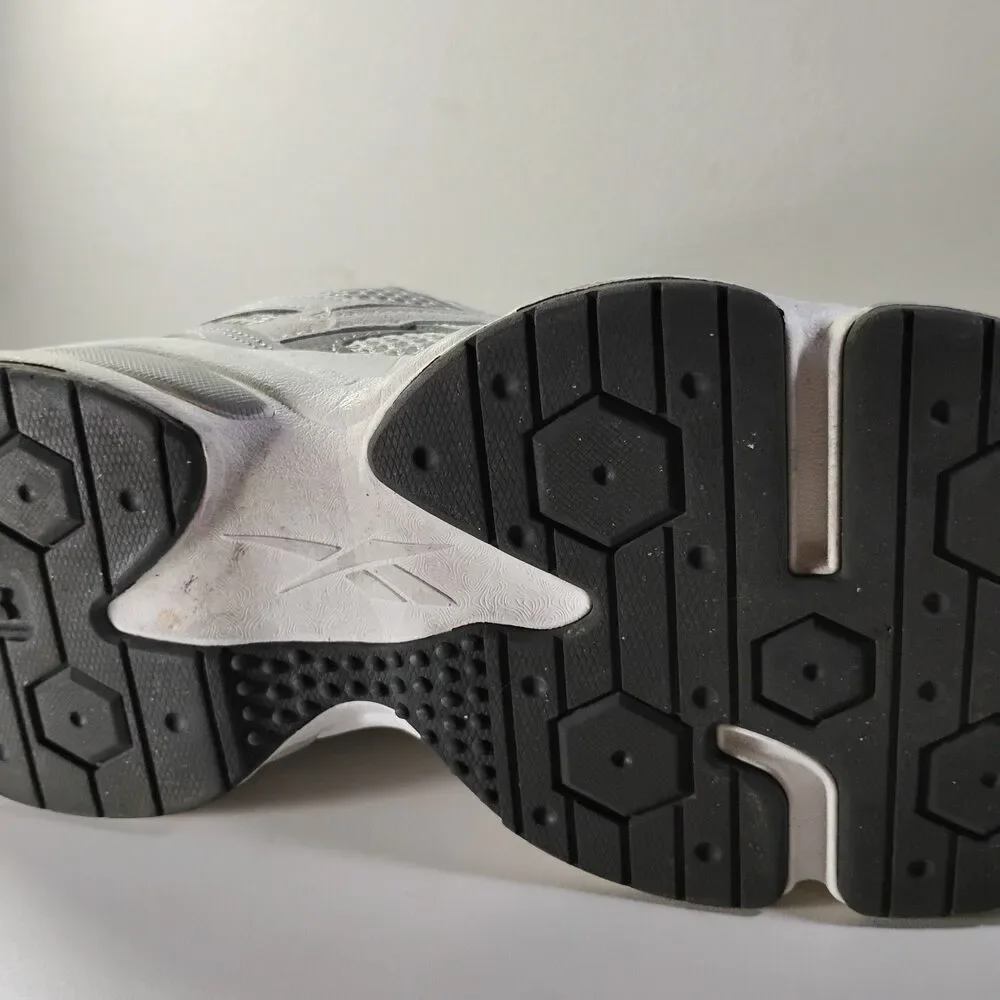Reebok Royal Charge Sneaker Men US 10.5 Chunky Gray White Casual Lifestyle Shoes